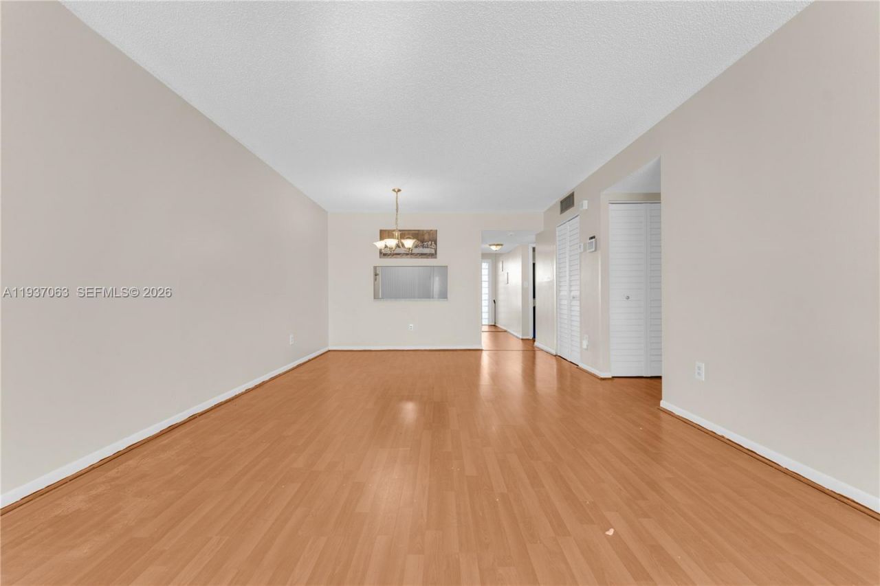 430 NW 214th St, Unit 103, Miami Gardens, FL 33169 Photo