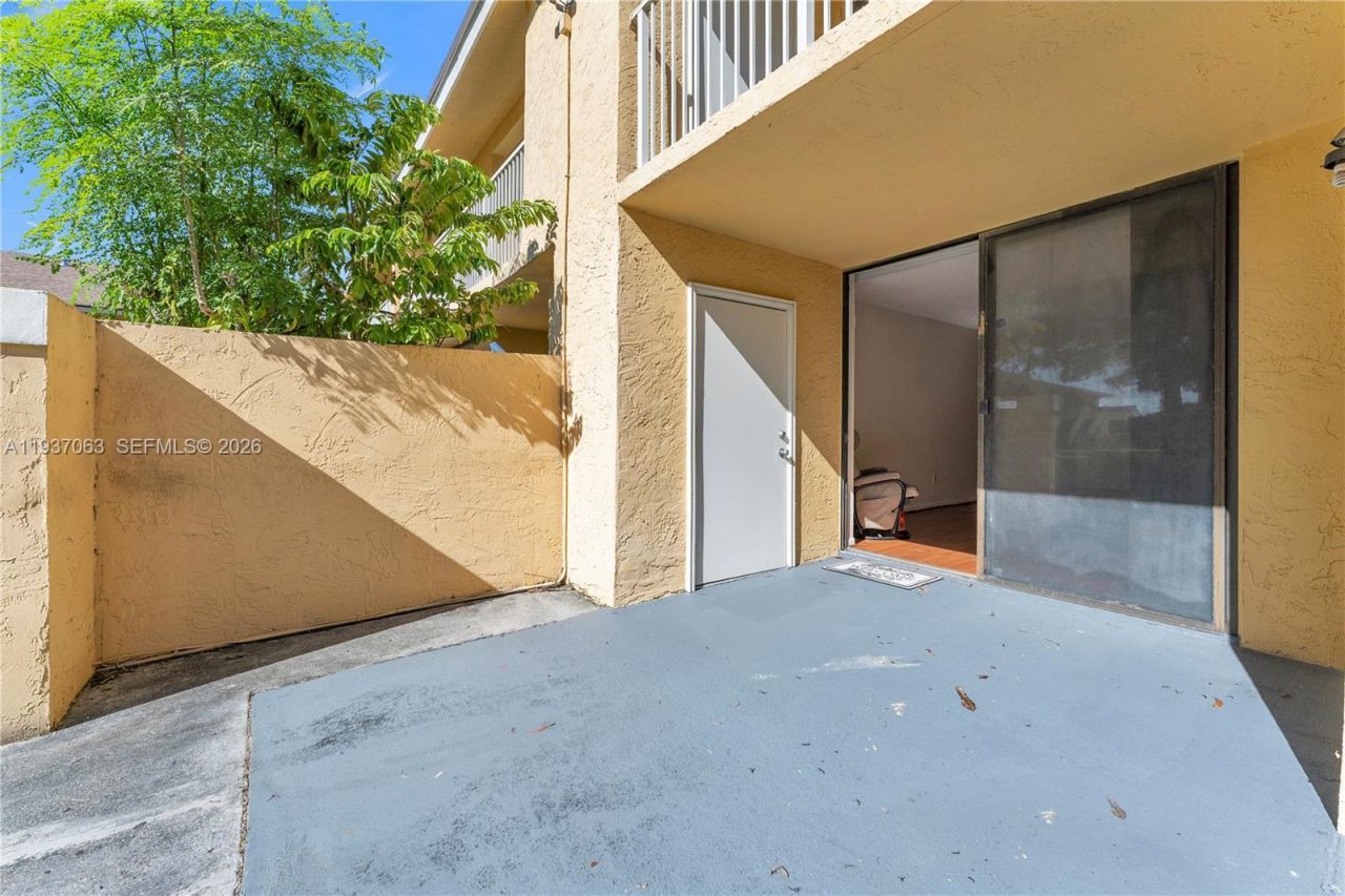 430 NW 214th St, Unit 103, Miami Gardens, FL 33169 Photo