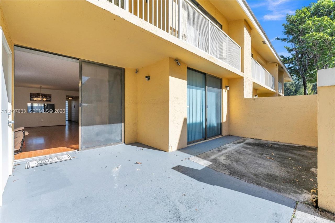 430 NW 214th St, Unit 103, Miami Gardens, FL 33169 Photo