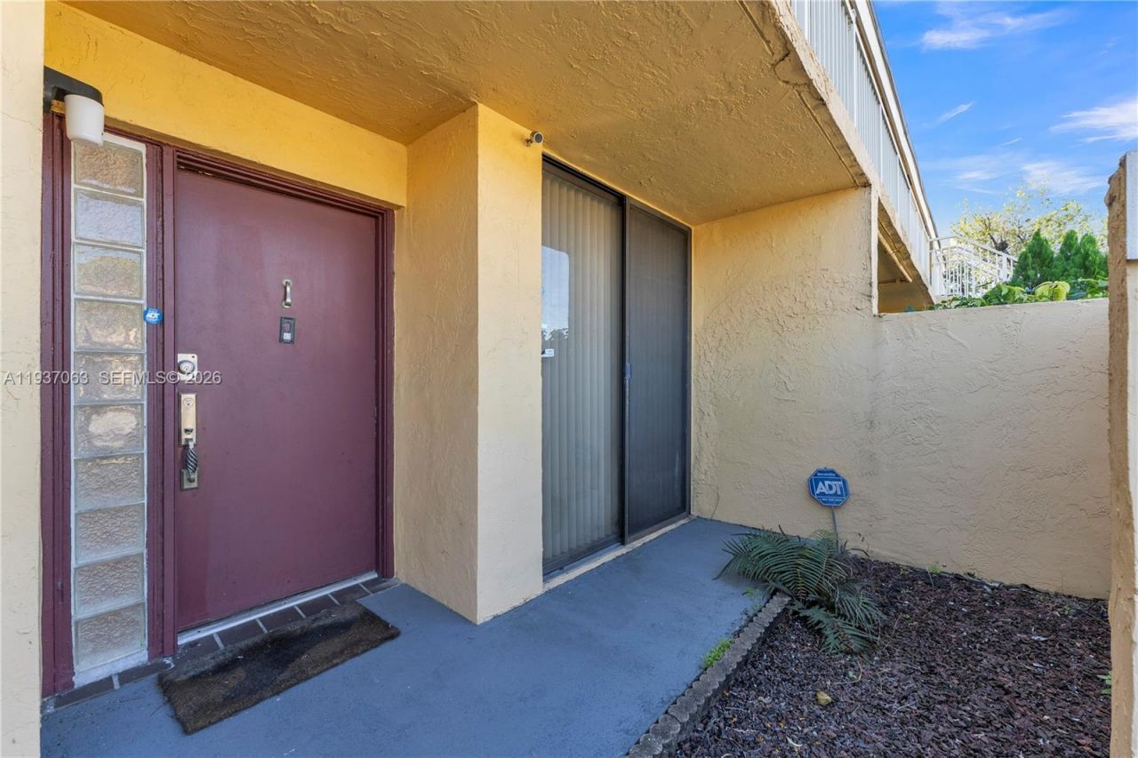 430 NW 214th St, Unit 103, Miami Gardens, FL 33169 Photo