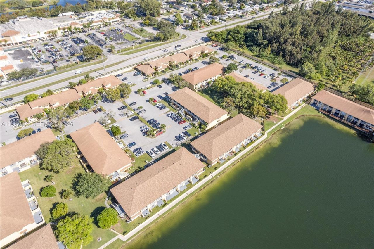 430 NW 214th St, Unit 103, Miami Gardens, FL 33169 Photo