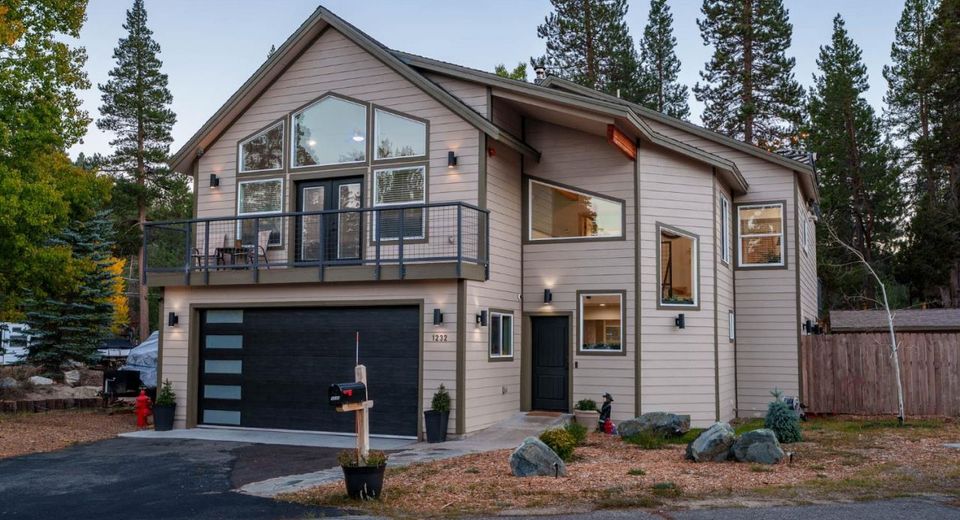 1232 Ute Street, South Lake Tahoe, CA 96150 Photo