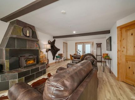 1232 Ute Street, South Lake Tahoe, CA 96150 Photo