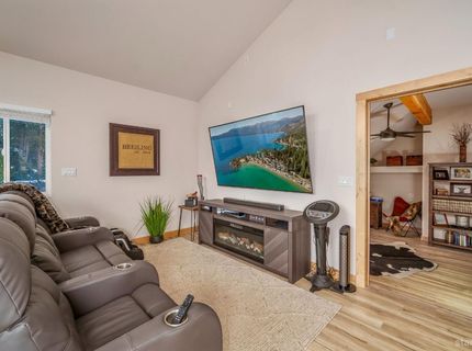 1232 Ute Street, South Lake Tahoe, CA 96150 Photo