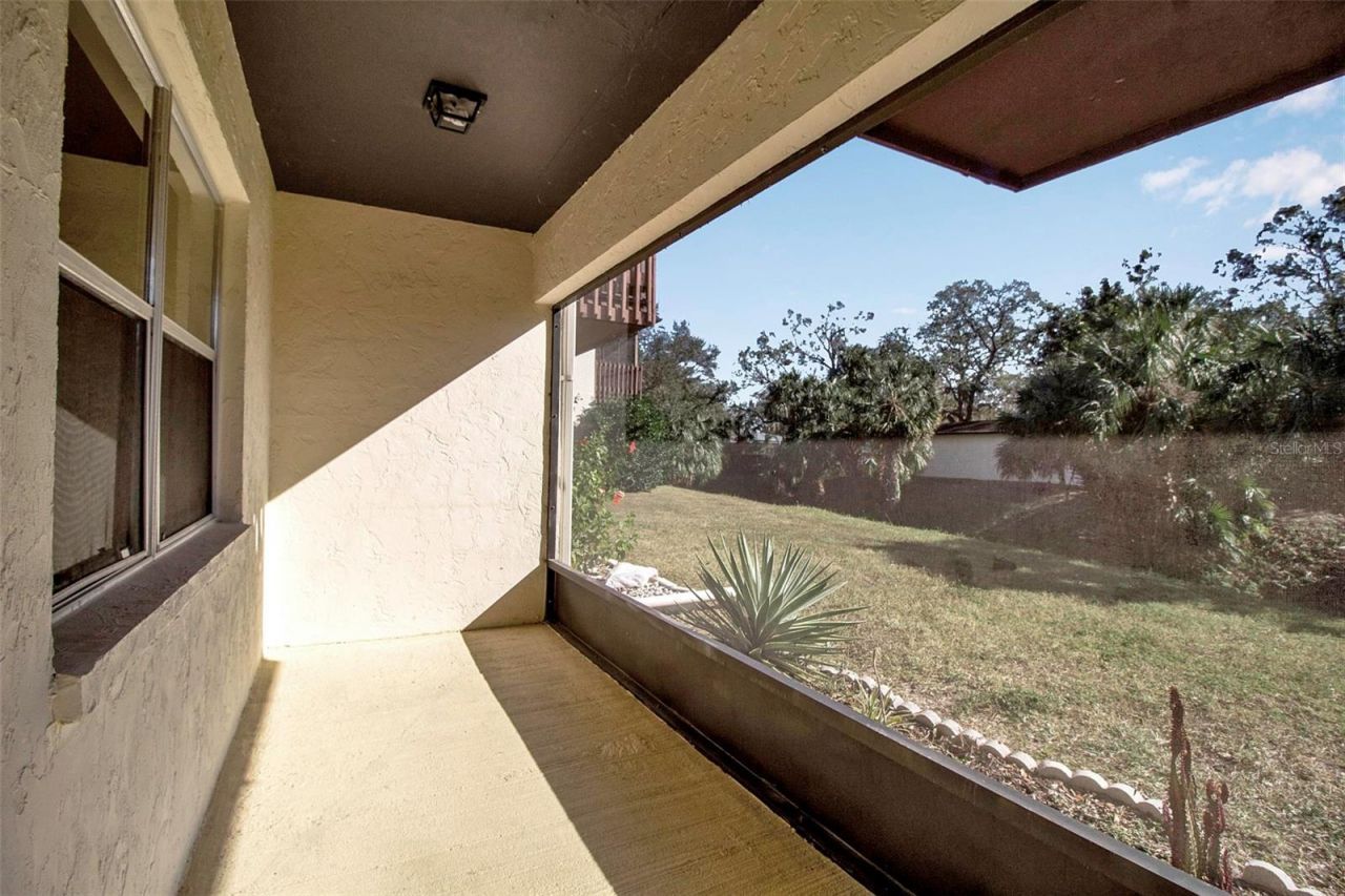 3212 Ramblewood Drive N, Unit 3212, Sarasota, FL 34237 Photo