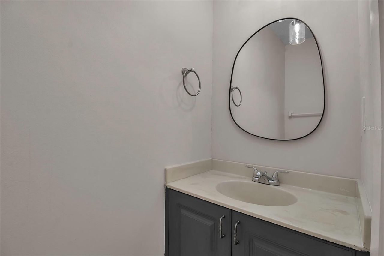 3212 Ramblewood Drive N, Unit 3212, Sarasota, FL 34237 Photo