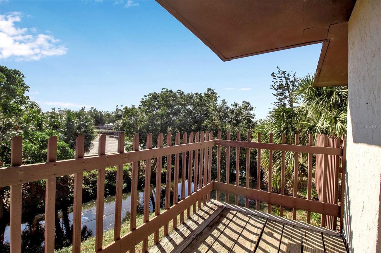 3212 Ramblewood Drive N, Unit 3212, Sarasota, FL 34237 Photo