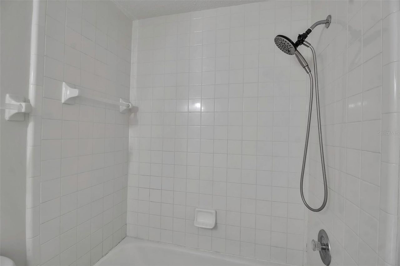 3212 Ramblewood Drive N, Unit 3212, Sarasota, FL 34237 Photo