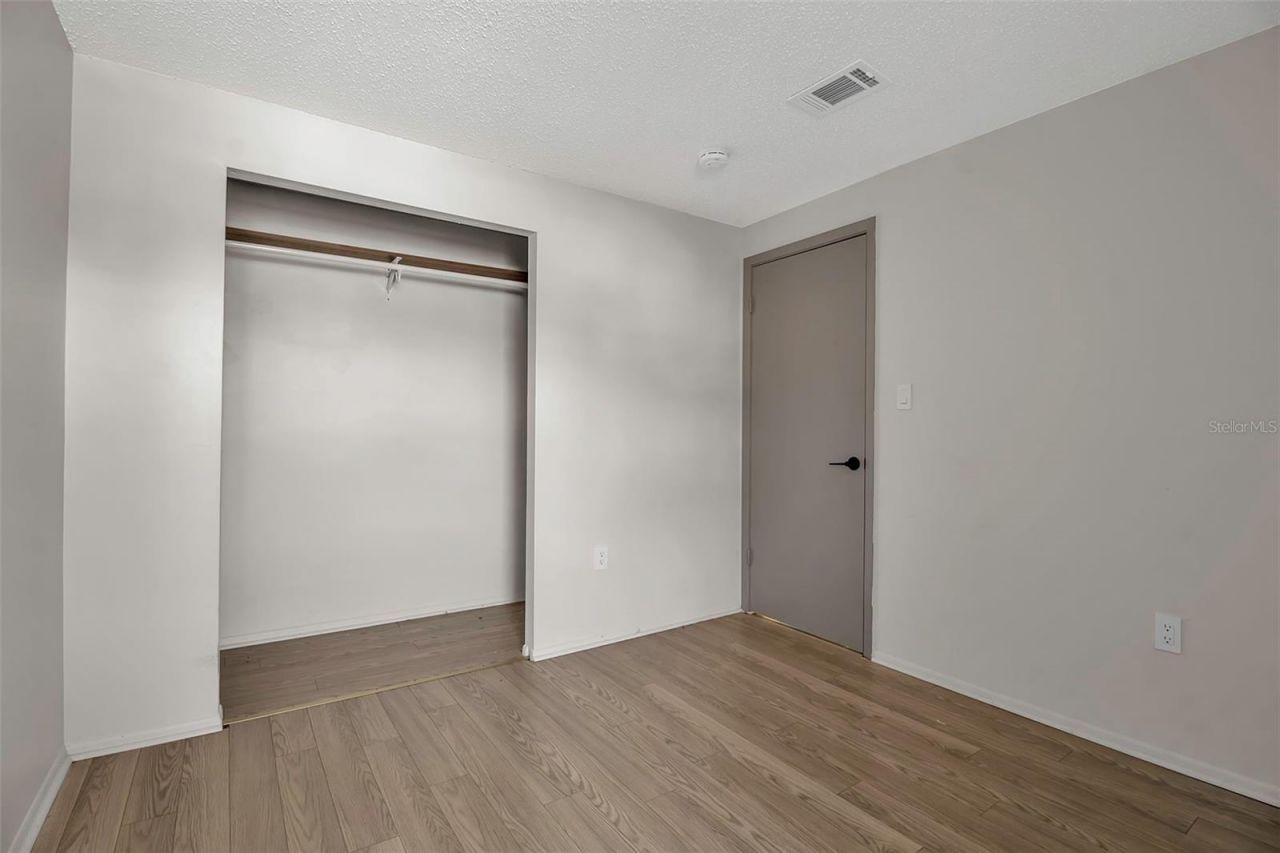 3212 Ramblewood Drive N, Unit 3212, Sarasota, FL 34237 Photo