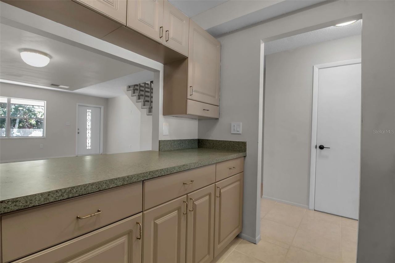 3212 Ramblewood Drive N, Unit 3212, Sarasota, FL 34237 Photo