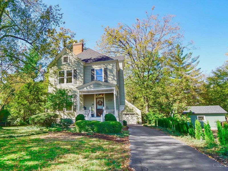 177 Burns Avenue, Wyoming, OH 45215 Photo 2