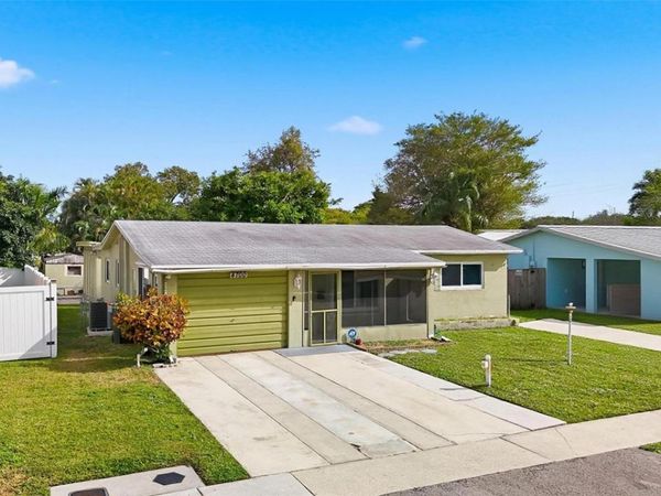 4700 SW 34th Ave, Fort Lauderdale, FL 33312