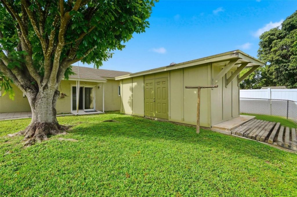 4700 SW 34th Avenue, Fort Lauderdale, FL 33312 Photo