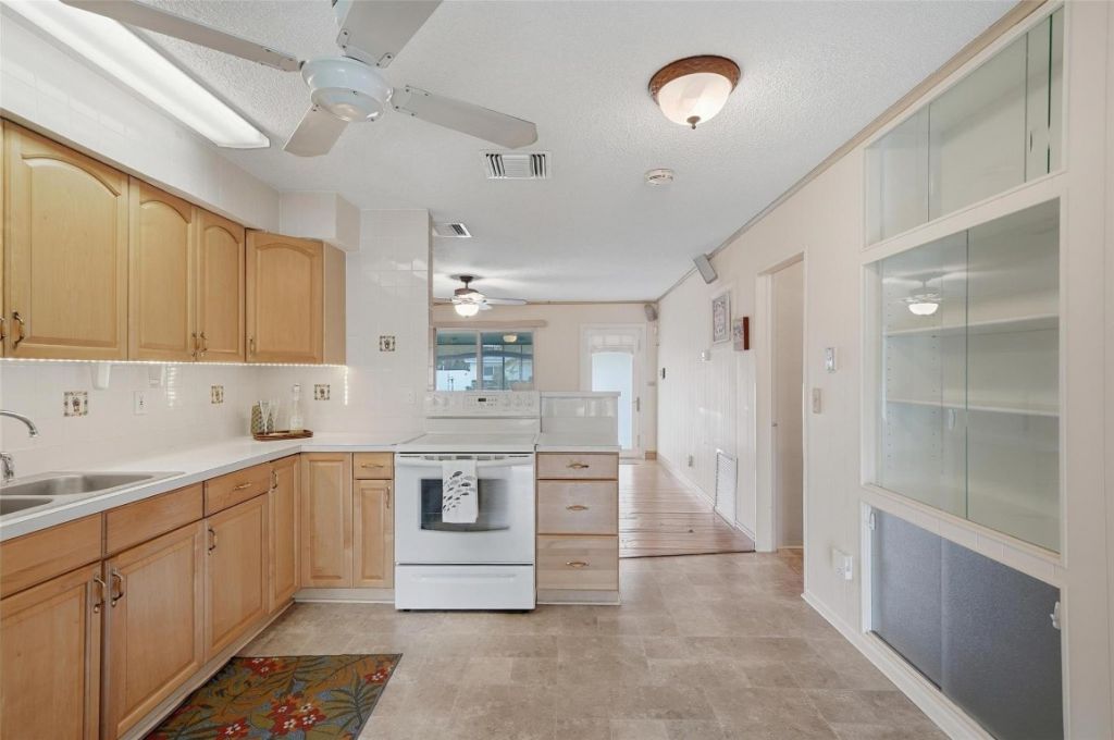 4700 SW 34th Avenue, Fort Lauderdale, FL 33312 Photo