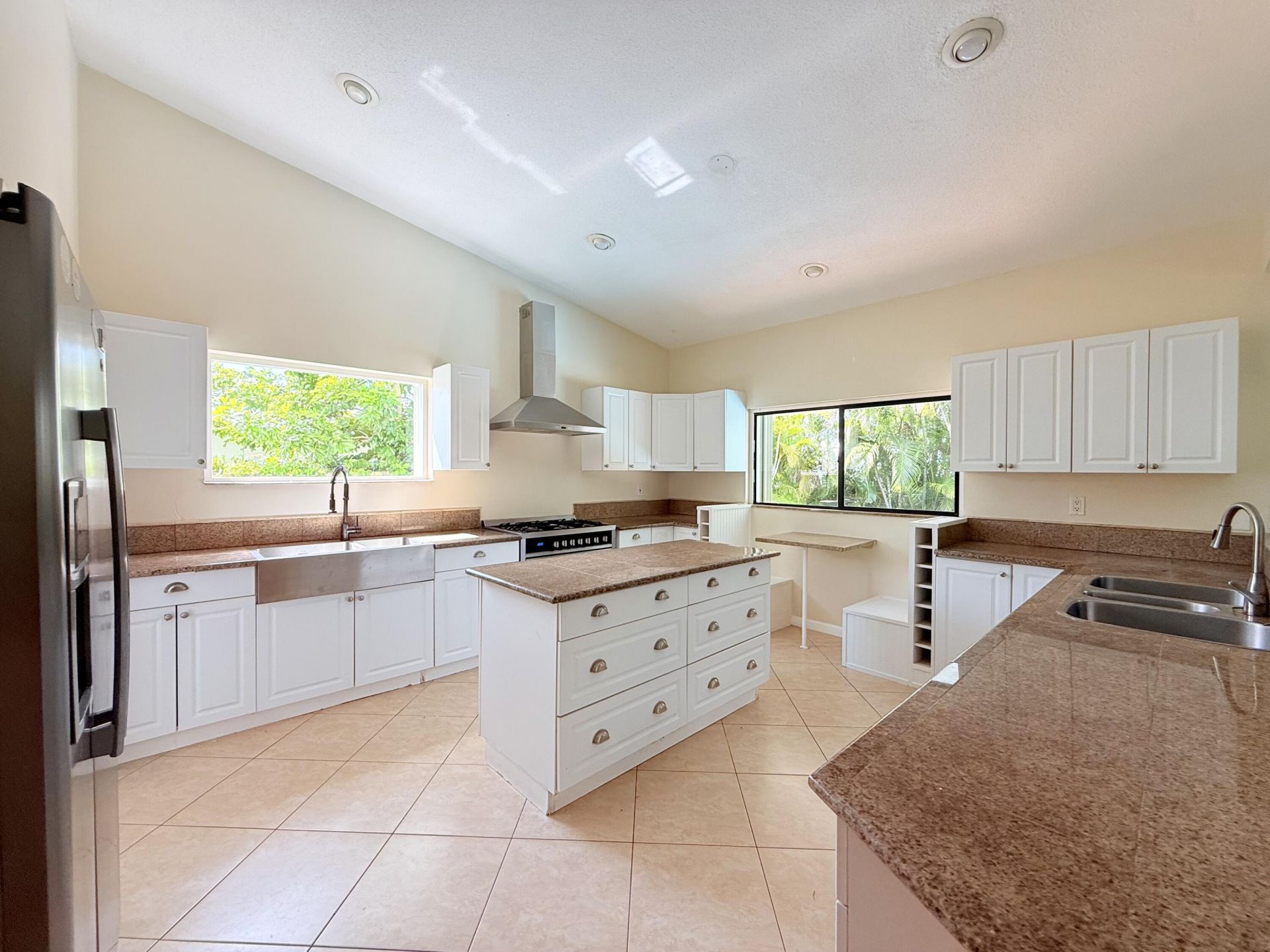 71 Laredo Lane, Boca Raton, FL 33487 Photo