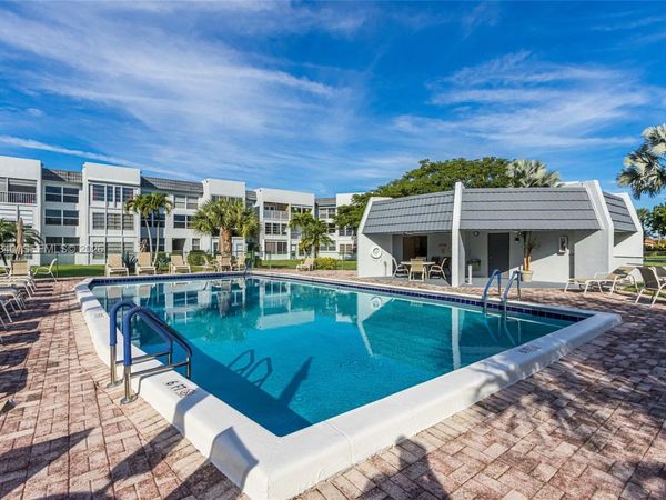 6650 Royal Palm Blvd, Unit 204C, Margate, FL 33063