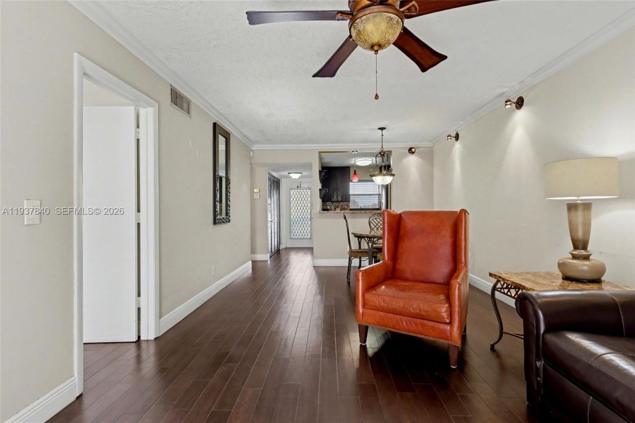 6650 Royal Palm Blvd, Unit 204C, Margate, FL 33063 Photo