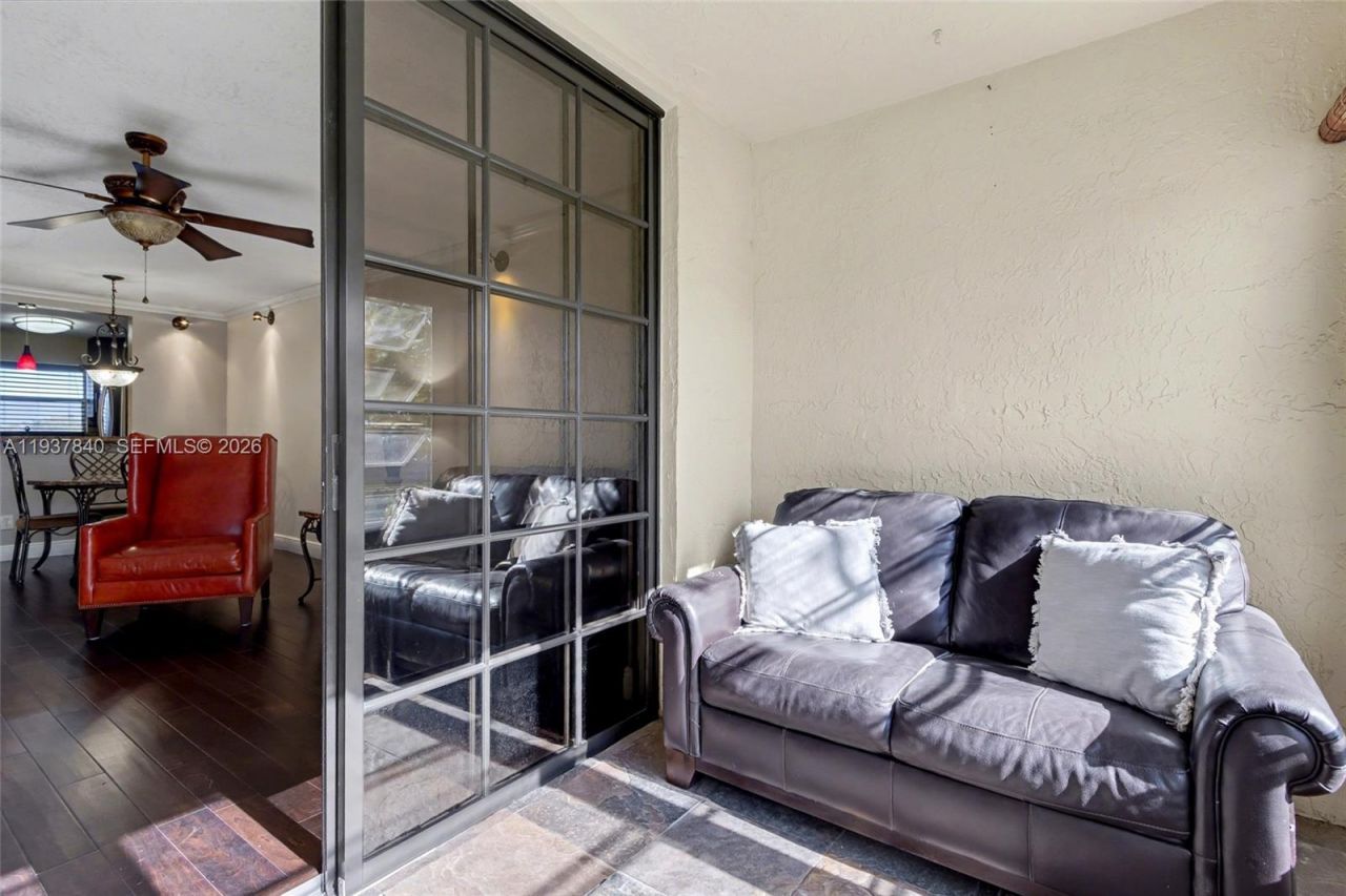 6650 Royal Palm Blvd, Unit 204C, Margate, FL 33063 Photo