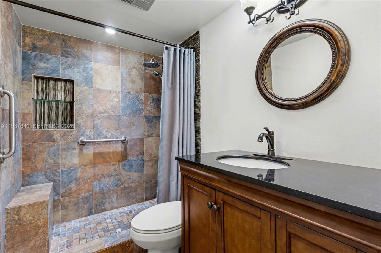 6650 Royal Palm Blvd, Unit 204C, Margate, FL 33063 Photo