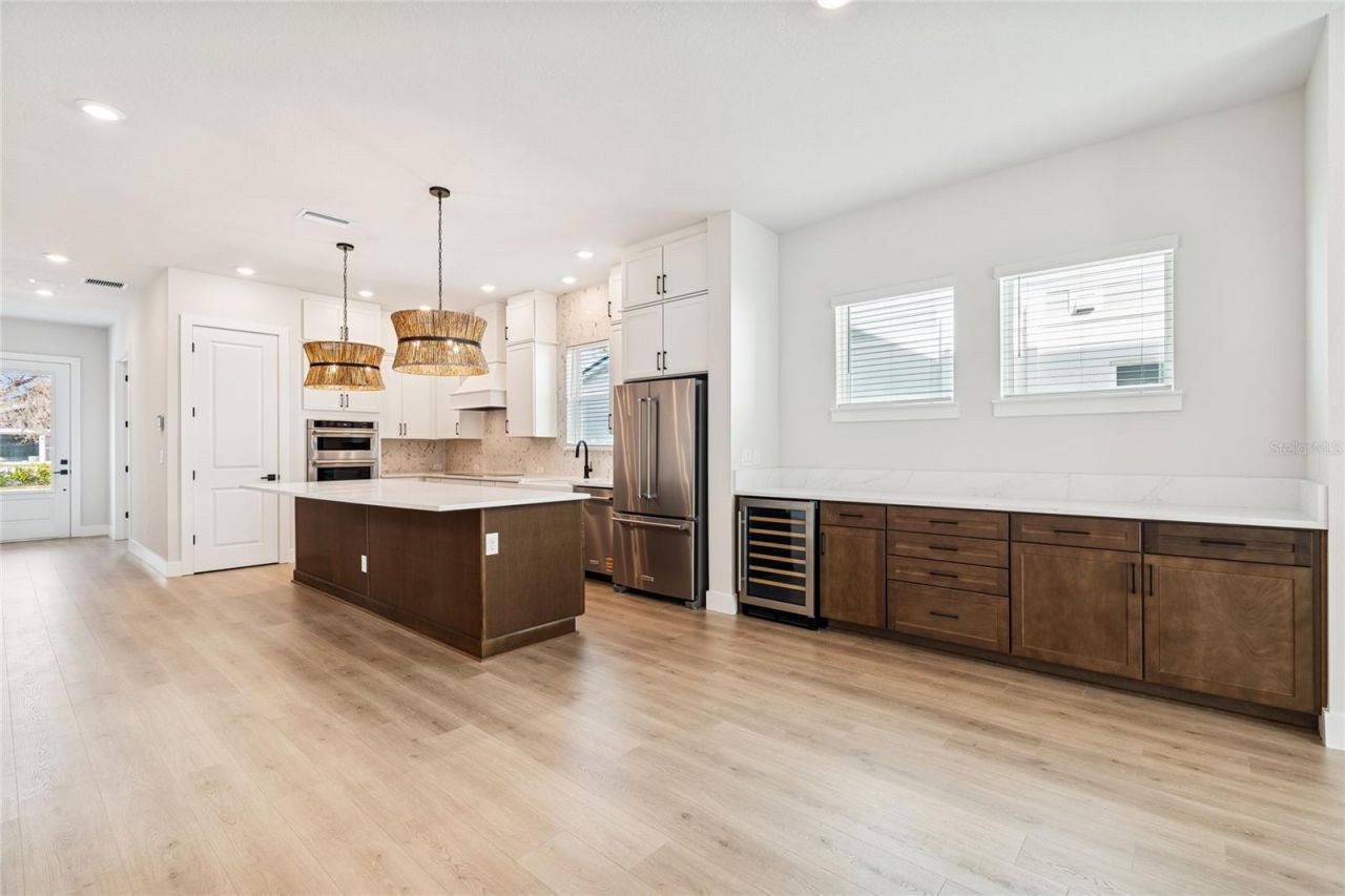 1104 W Ohio Avenue, Tampa, FL 33603 Photo