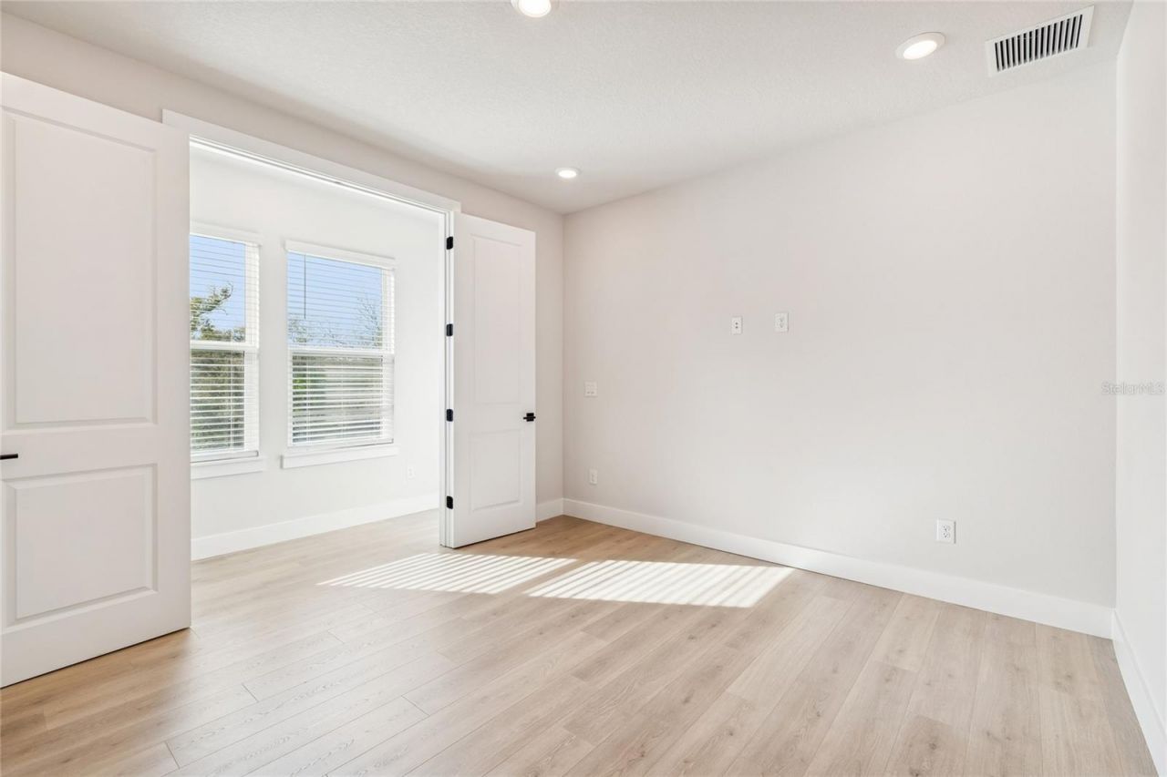 1104 W Ohio Avenue, Tampa, FL 33603 Photo