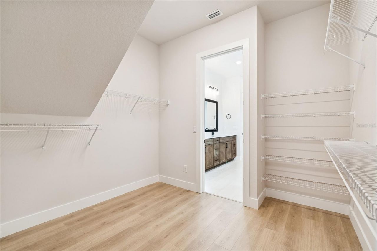 1104 W Ohio Avenue, Tampa, FL 33603 Photo