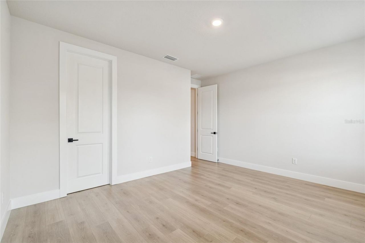 1104 W Ohio Avenue, Tampa, FL 33603 Photo