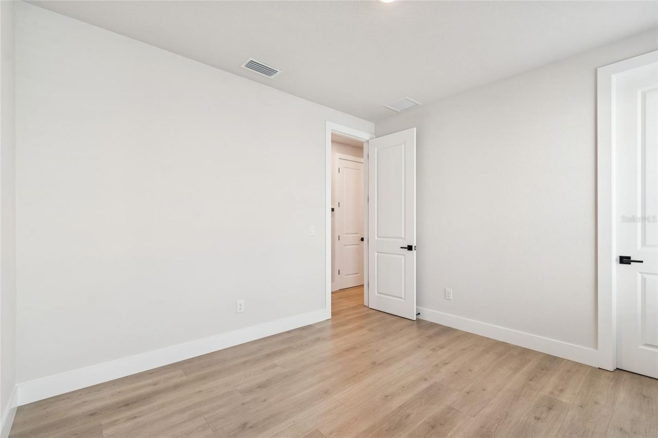 1104 W Ohio Avenue, Tampa, FL 33603 Photo