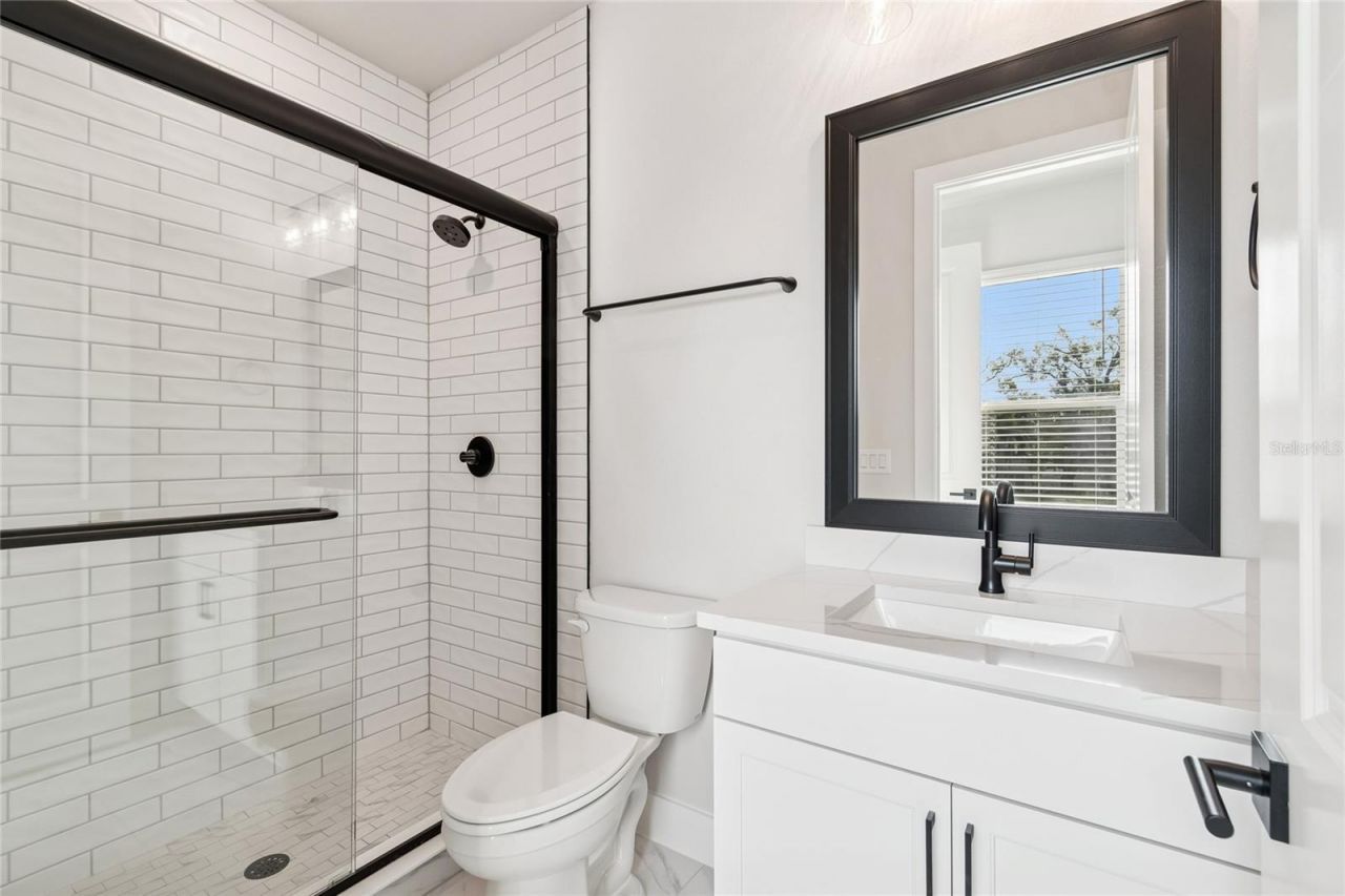 1104 W Ohio Avenue, Tampa, FL 33603 Photo