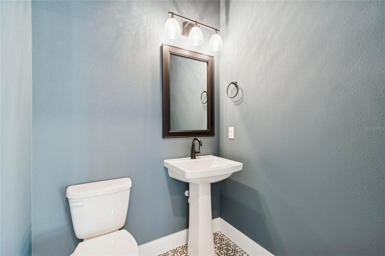 1104 W Ohio Avenue, Tampa, FL 33603 Photo