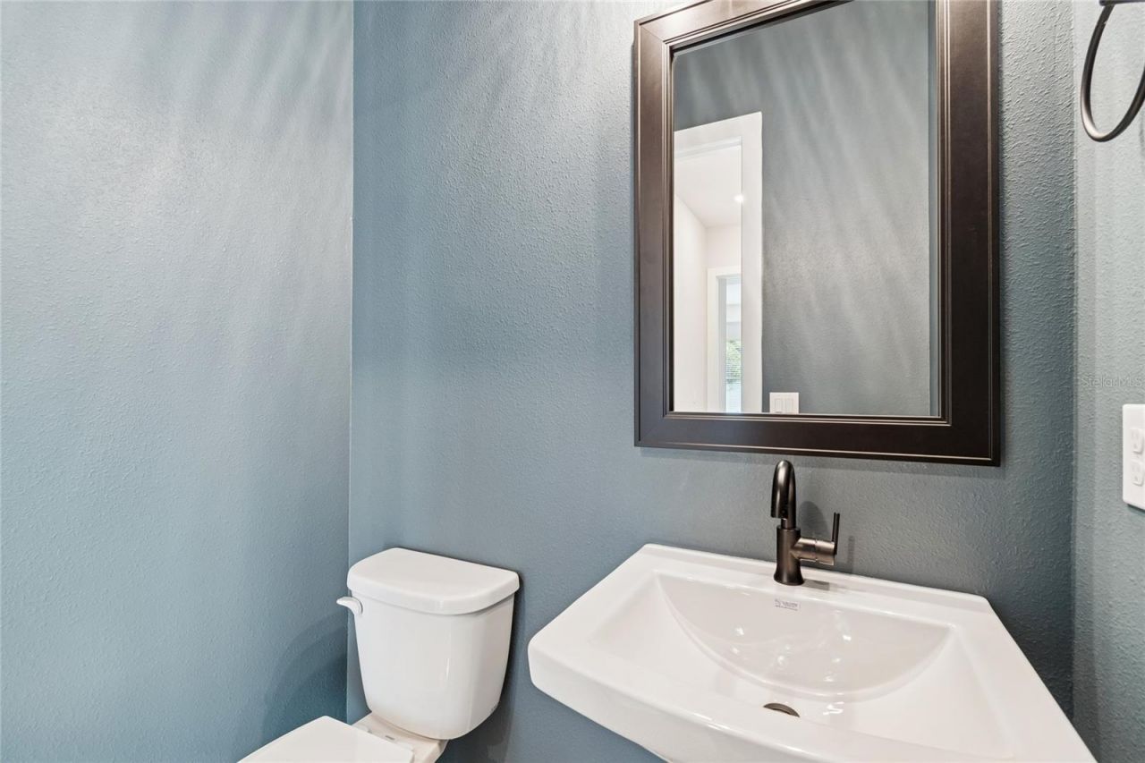 1104 W Ohio Avenue, Tampa, FL 33603 Photo