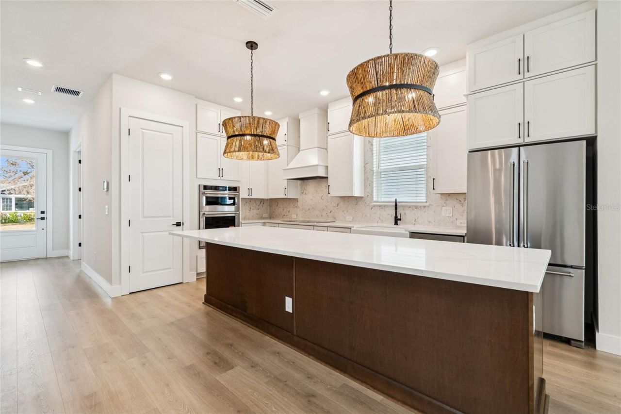 1104 W Ohio Avenue, Tampa, FL 33603 Photo