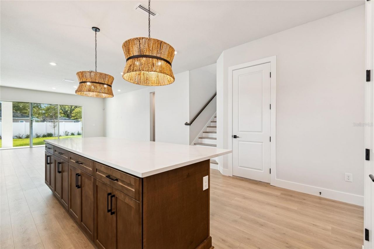 1104 W Ohio Avenue, Tampa, FL 33603 Photo