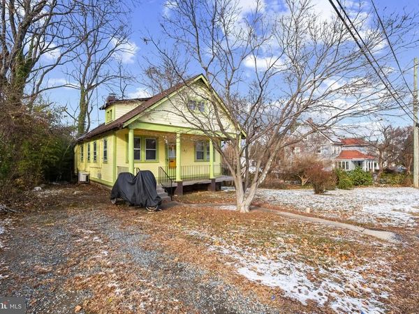 5521 CHARLES STREET, BETHESDA, MD 20814