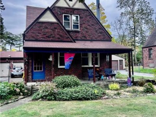 5669 East Lane, Lake View, NY 14085