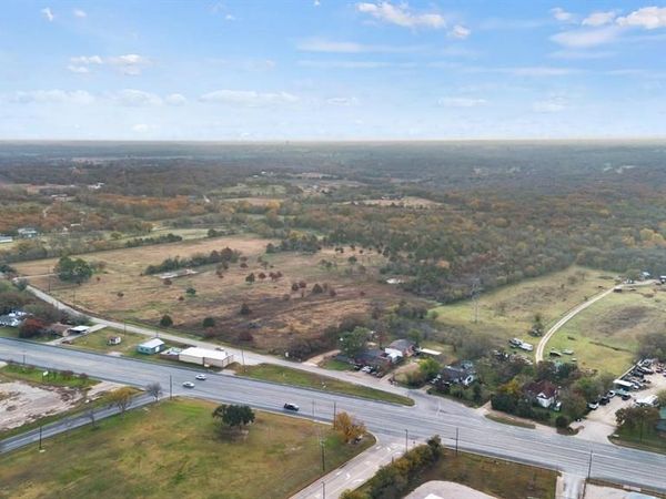 1630 Moore Road , Cleburne, TX 76031