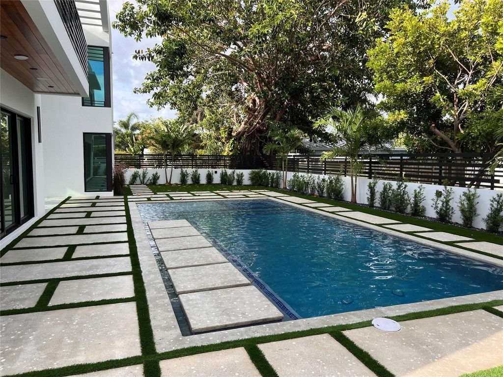 5001 NE 27th Avenue, Lighthouse Point, FL 33064 Photo