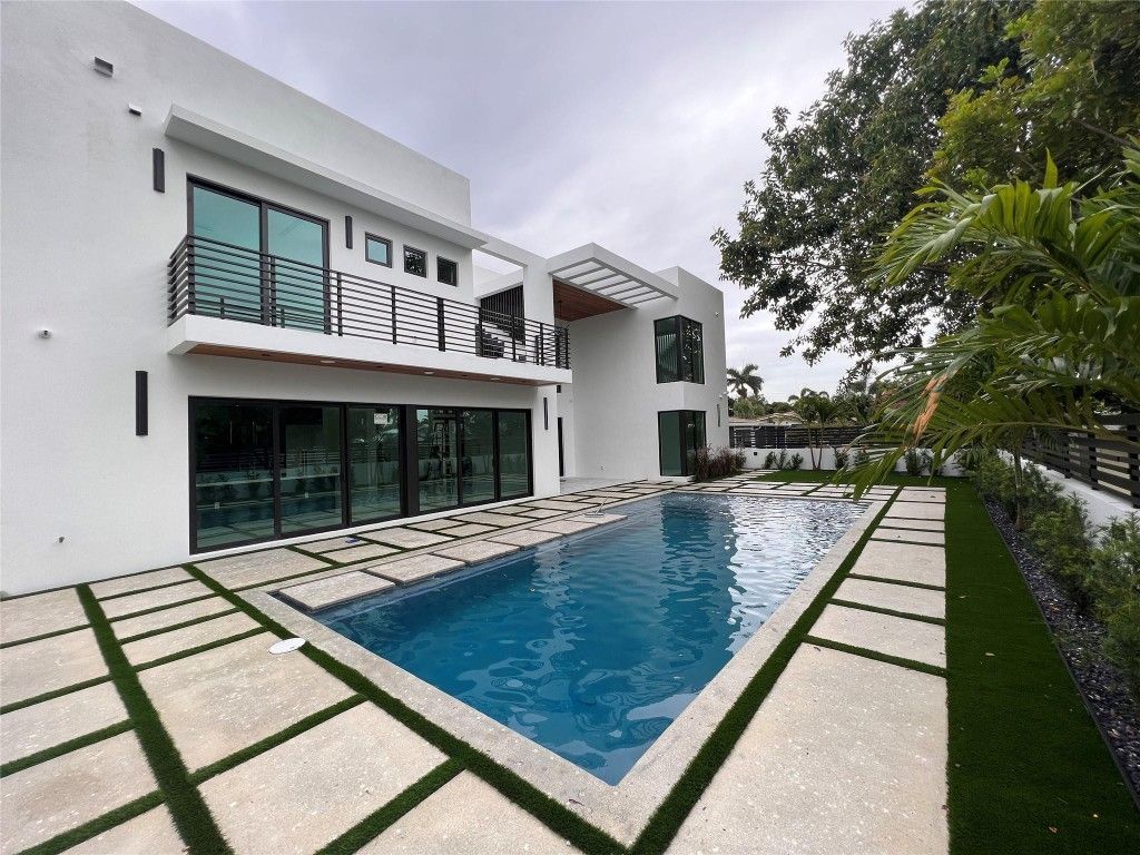 5001 NE 27th Avenue, Lighthouse Point, FL 33064 Photo