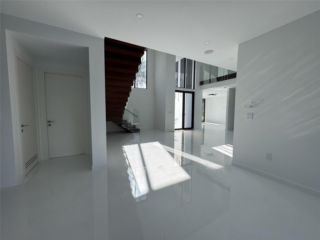 5001 NE 27th Avenue, Lighthouse Point, FL 33064 Photo