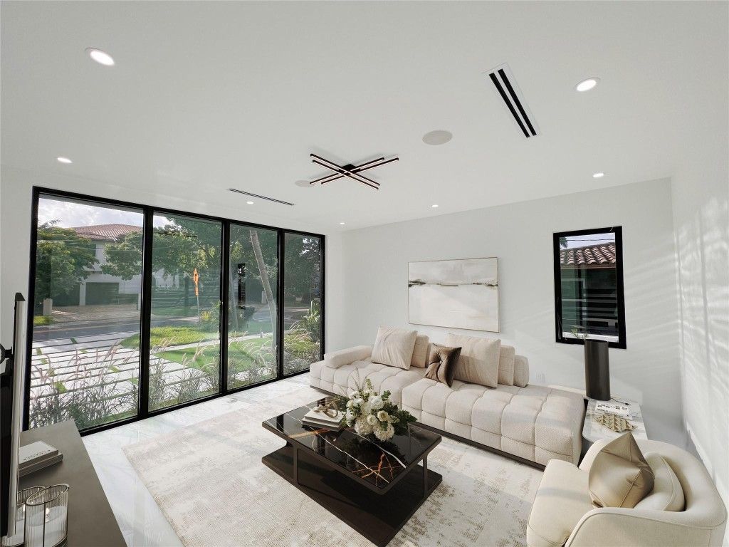 5001 NE 27th Avenue, Lighthouse Point, FL 33064 Photo