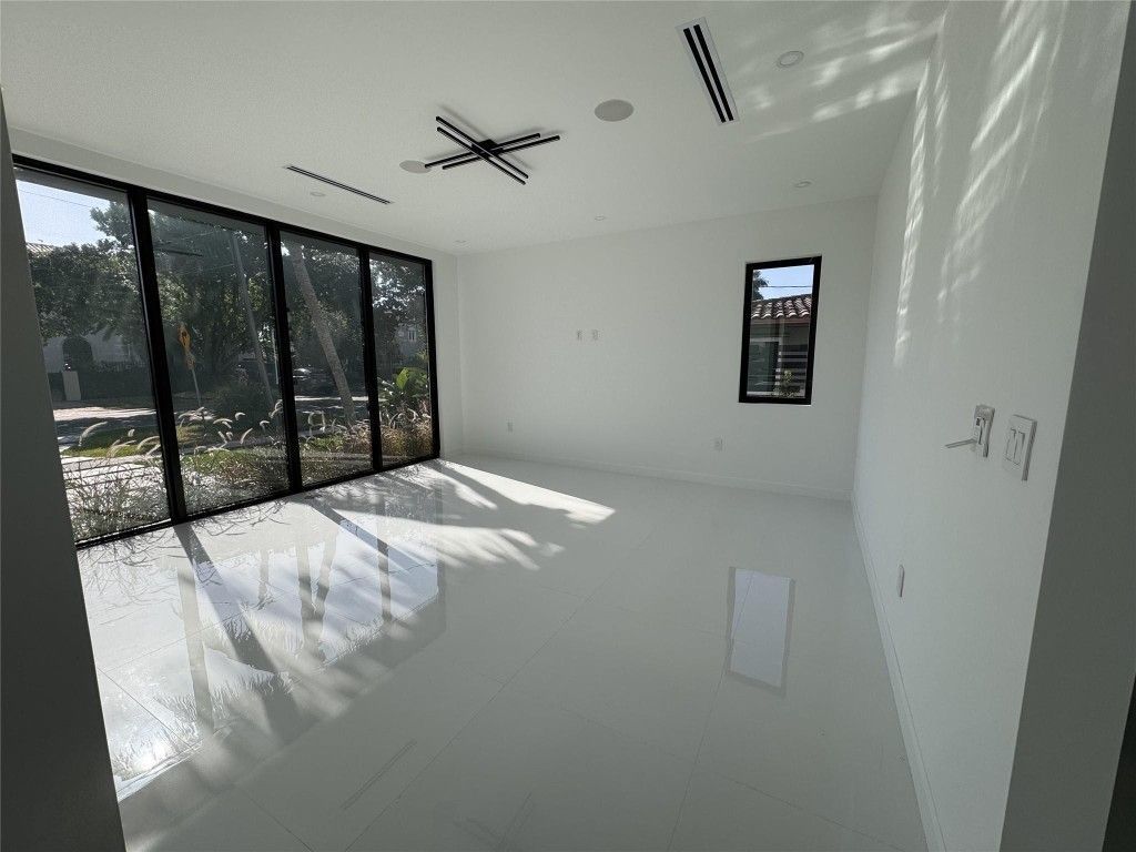 5001 NE 27th Avenue, Lighthouse Point, FL 33064 Photo