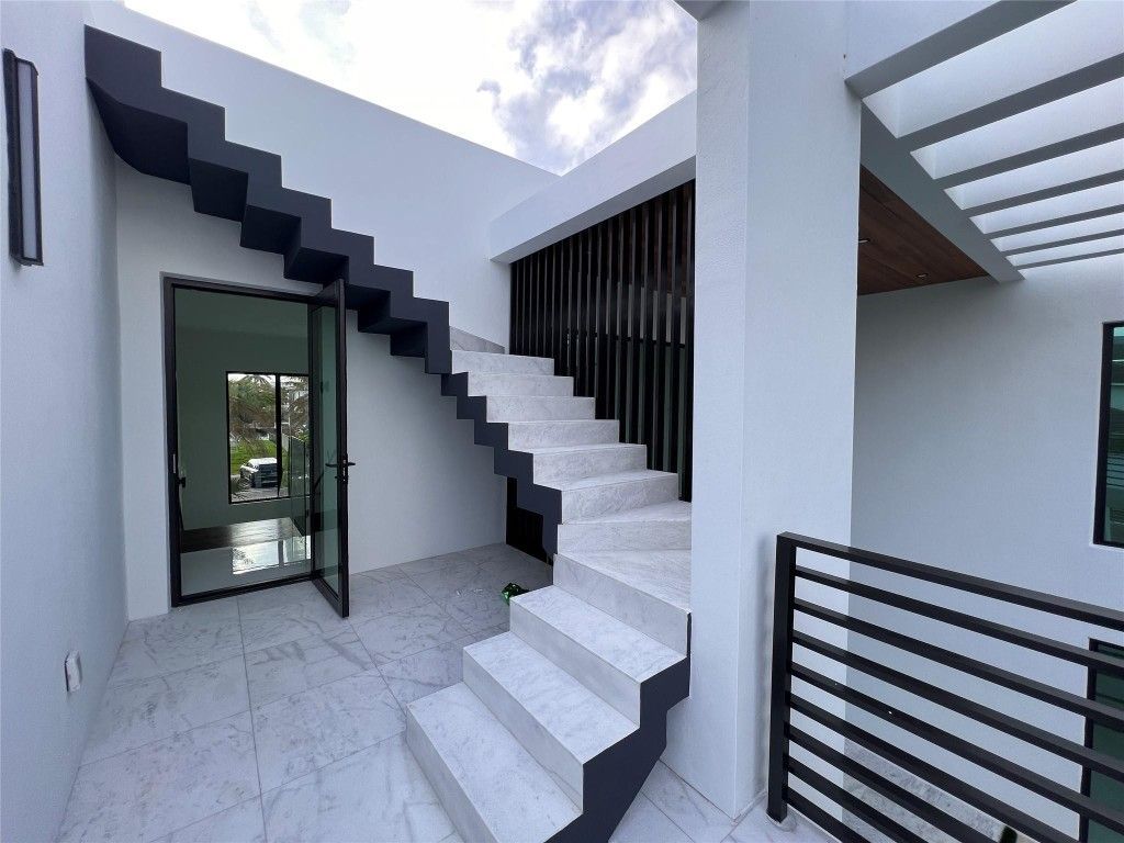 5001 NE 27th Avenue, Lighthouse Point, FL 33064 Photo