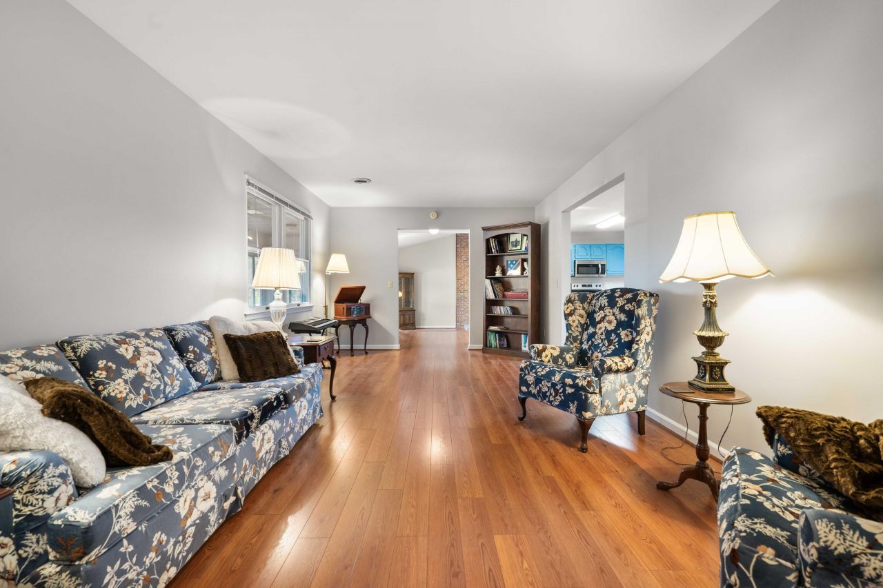 209 Partridge Run Road Photo 14