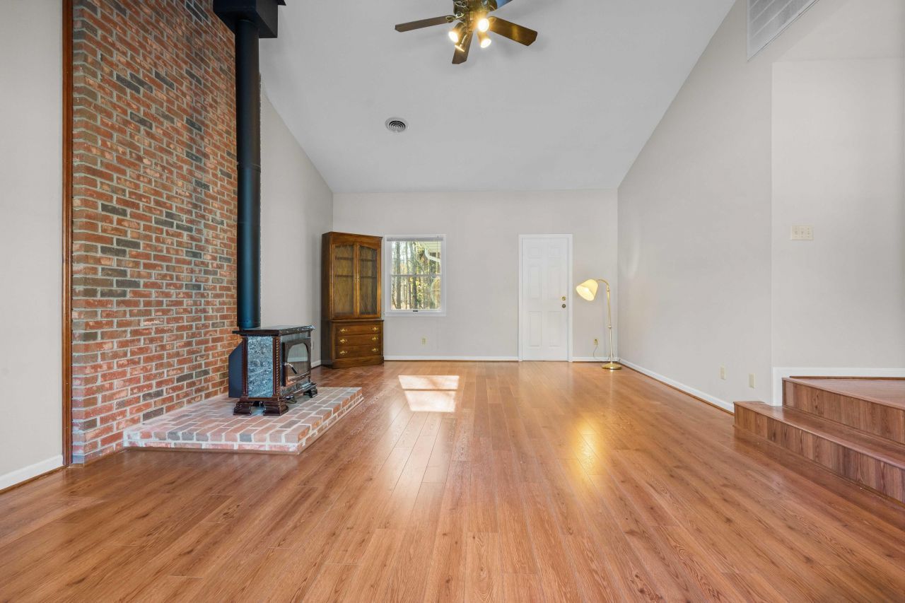 209 Partridge Run Road Photo 8