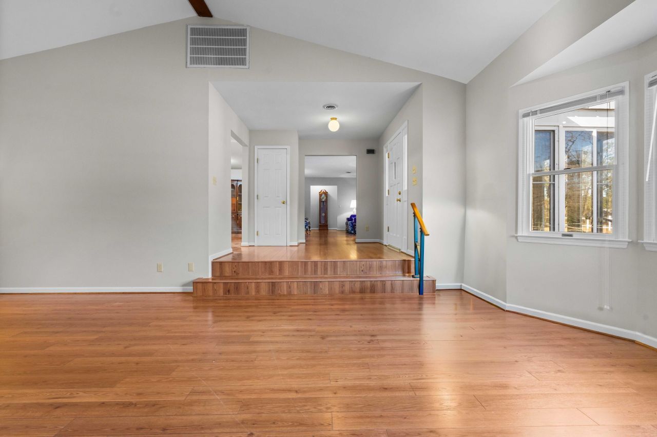 209 Partridge Run Road Photo 9