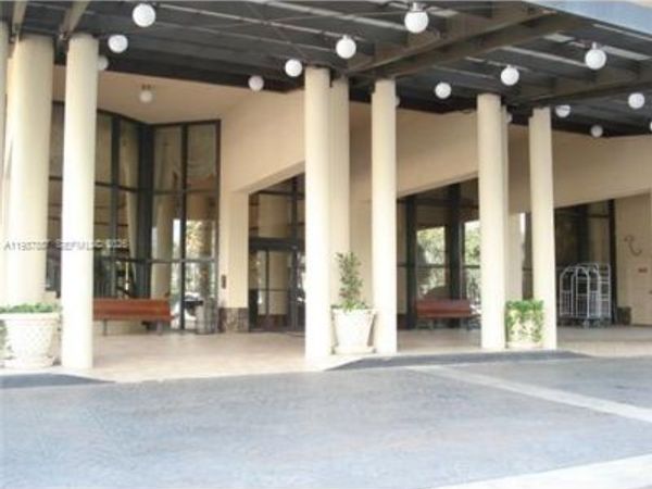 10185 Collins Ave , Unit PH02, Bal Harbour, FL 33154