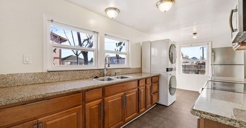 424 W 10th Street, Reno, NV 89503 Photo