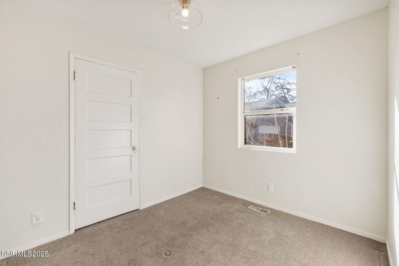 424 W 10th Street, Reno, NV 89503 Photo