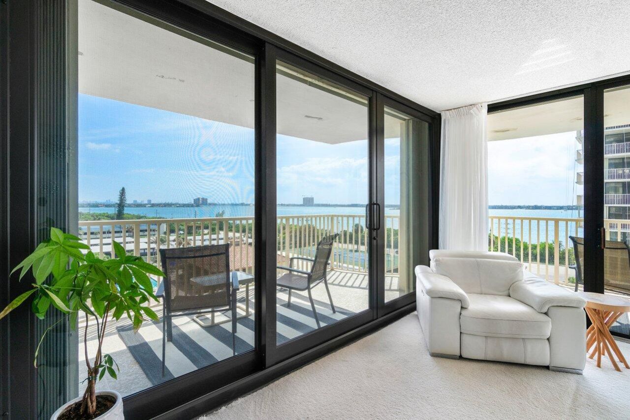 5480 N Ocean Drive, Unit A5c, Singer Island, FL 33404 Photo