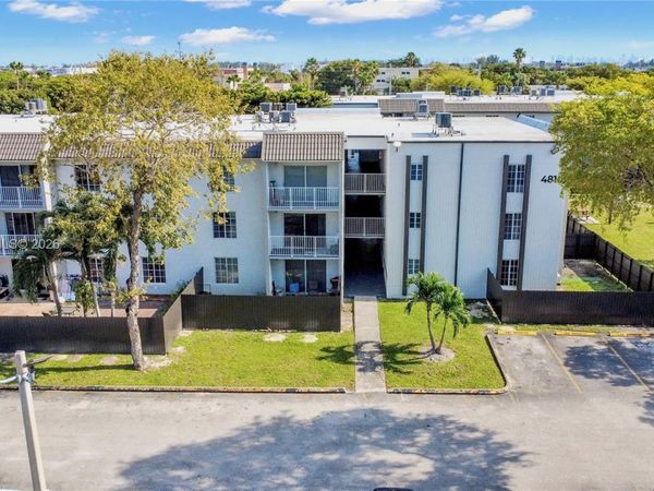 4810 NW 79th Ave, Unit 108, Doral, FL 33166